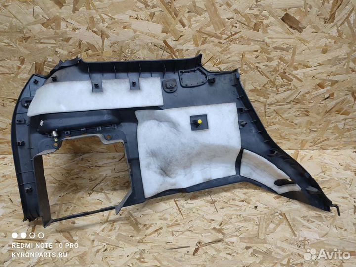 Обшивка багажного отсека правая Ssangyong Kyron