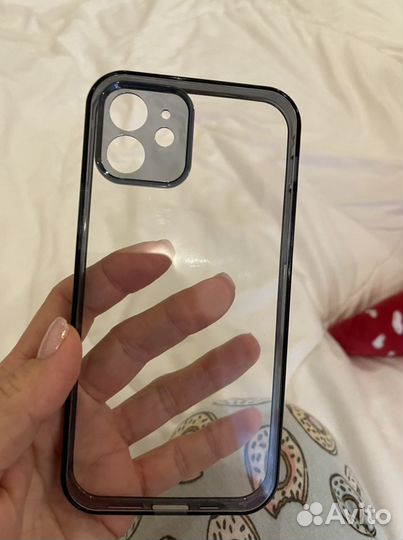 Чехол твердый новый на iPhone 12