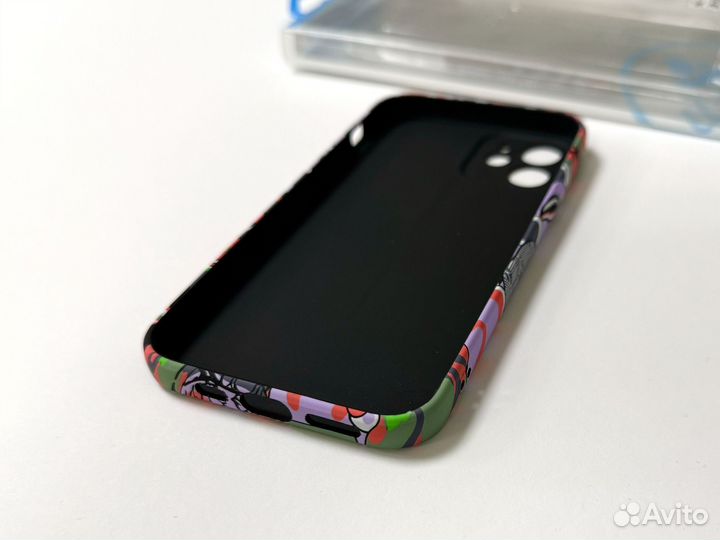 Чехол на iPhone 12 Kaws