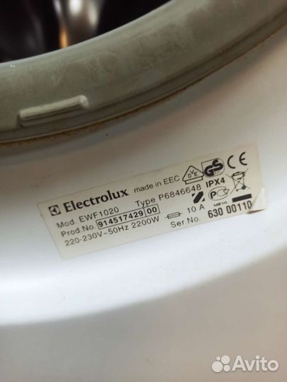 Стиральная машина Electrolux EWF 1020