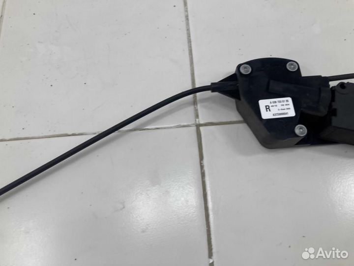 Моторчик Mercedes-Benz V-класс W639 (2003—2014)