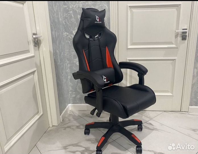 Компьютерное игровое кресло
