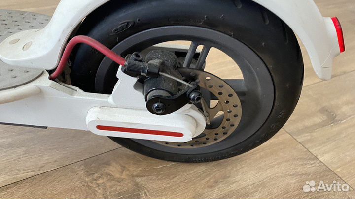 Электросамокат xiaomi m365, пробег 98 км