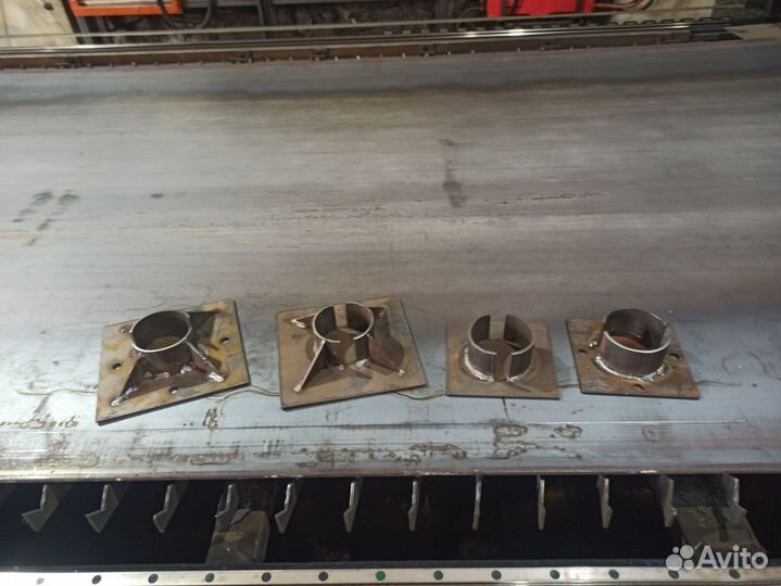 Оголовок с отверстиями или без