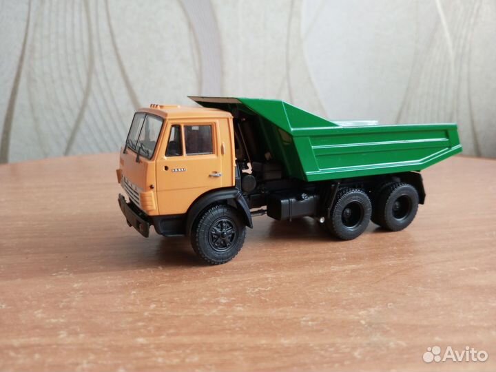 Модель грузовика Камаз-5511