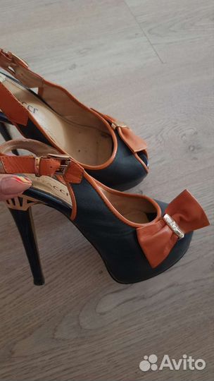 Обувь женская