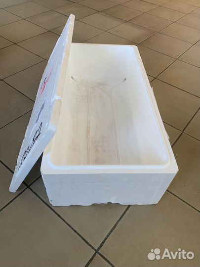 Термоконтейнер из пенопласта