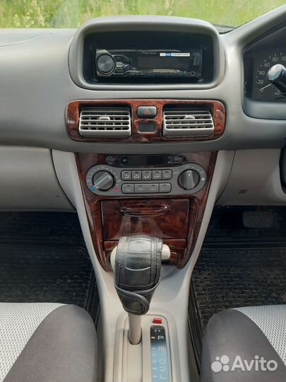 Toyota Corolla 1.5 AT, 2000, 308 000 км