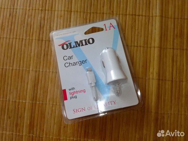Автомобильное зарядное устройство для iPhone