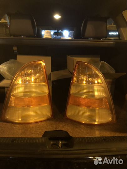 Фары задние Fielder