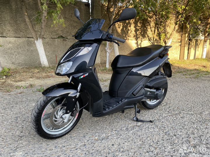 Aprilia SpotSity 200