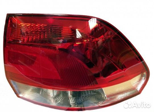 Фонарь задний правый Фольксваген Поло 10-15