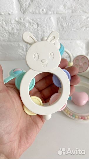 Погремушки, прорезыватели