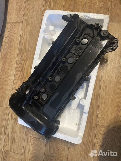 Клапанная крышка Ford Focus 2