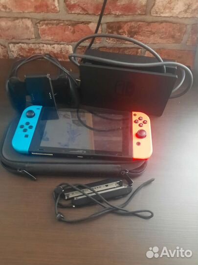 Nintendo Switch r2
