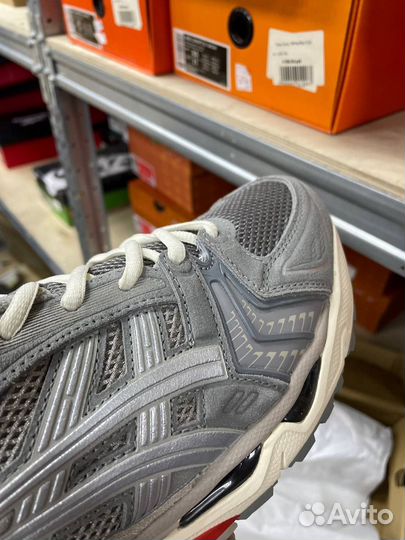 Кроссовки Asics Gel Kayano 14 оригинал. качество