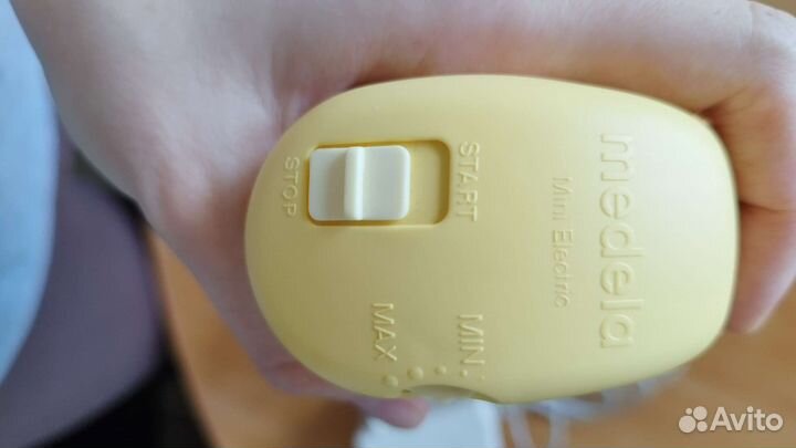 Молокоотсос medela электрический