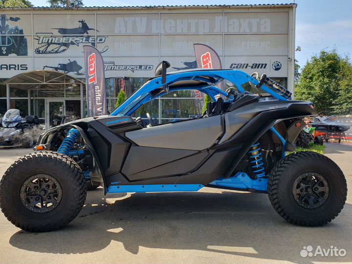 Багги BRP Can-am Maverick X3 X RC Turbo RR