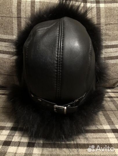Меховая шапка-ушанка черная