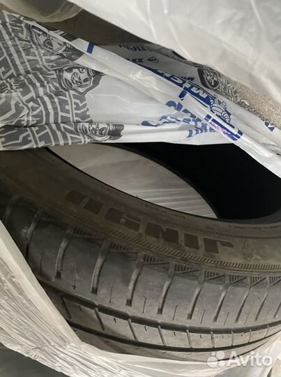 Jinyu YH18 275/45 R21