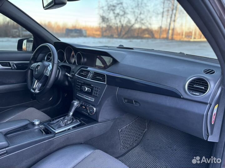 Mercedes-Benz C-класс 1.8 AT, 2012, 279 000 км