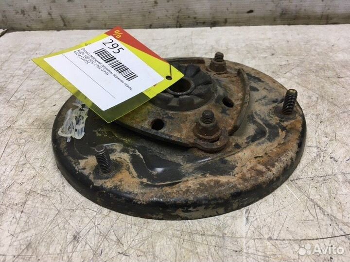 Опора передней пружины верхняя передняя Audi 100