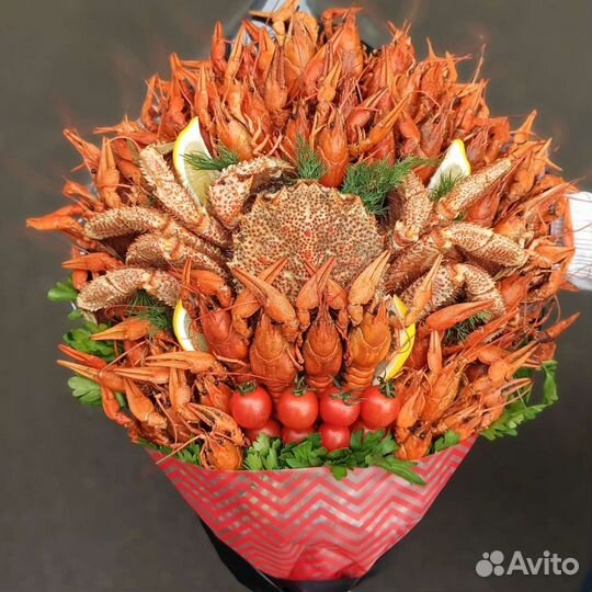Букеты из раков и морепродуктов