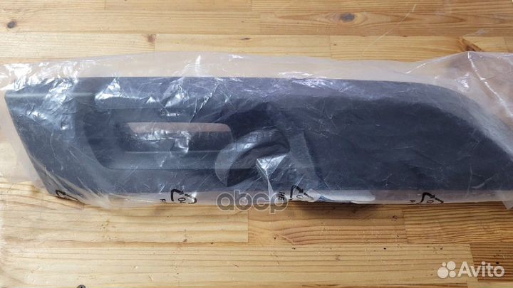 Накладка дуги багажника (плас) 738871956R renault