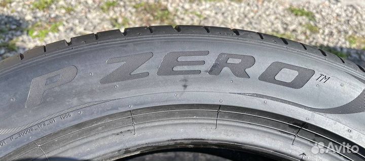 Pirelli P Zero PZ4 245/45 R18