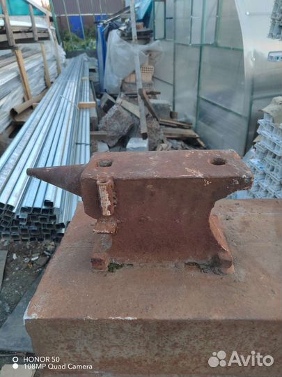 Наковальня СССР