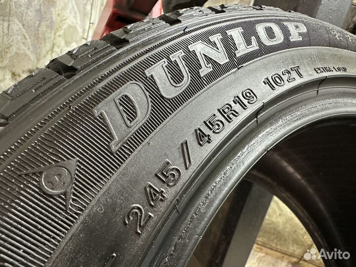 Dunlop SP Winter Ice02 245/45 R19 и 275/40 R19