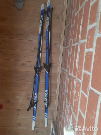 Беговые лыжи 170см