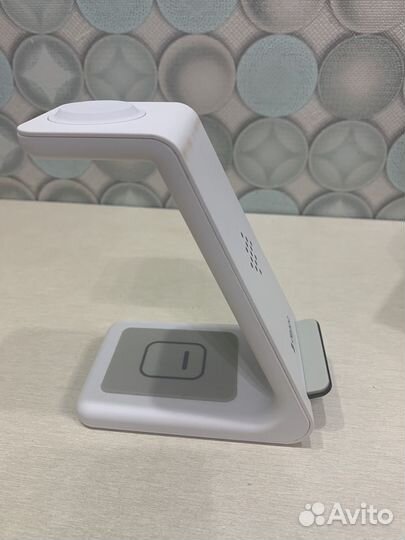 Беспроводная зарядка deppa 3 в 1