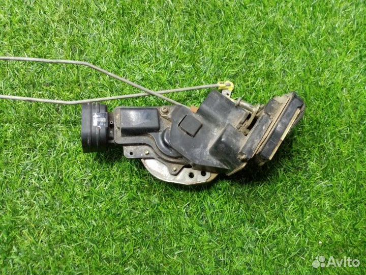 Замок двери задний левый Toyota Land Cruiser Prado