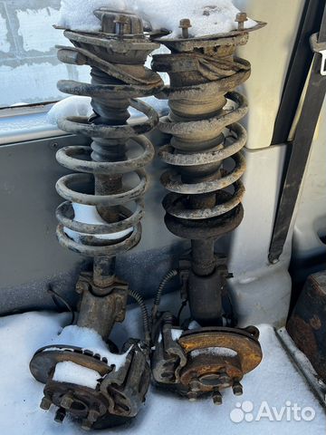 Стойки LDV Maxus всборе