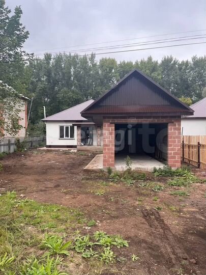 Дом 83,7 м² на участке 8,2 сот.