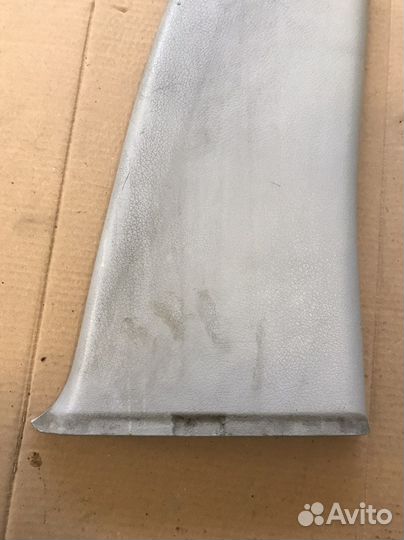 Обшивка средней стойки Mercedes W203 (3022)