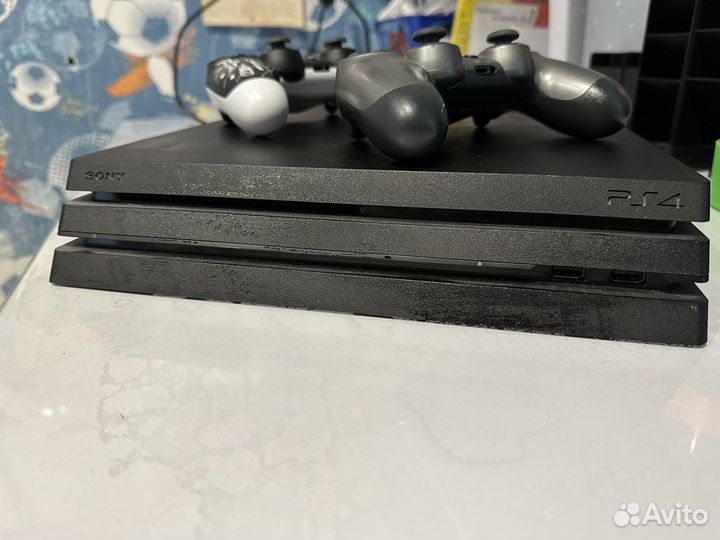 Sony PS4 pro 1tb