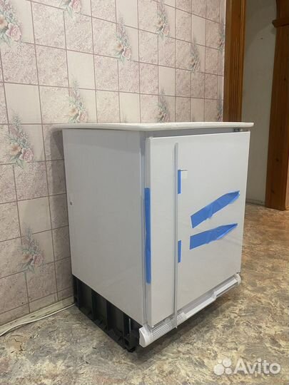 Холодильник новый