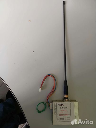 Радиопередатчик с антенной