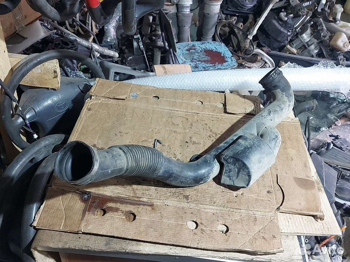 Патрубок воздушного фильтра Opel Vectra B