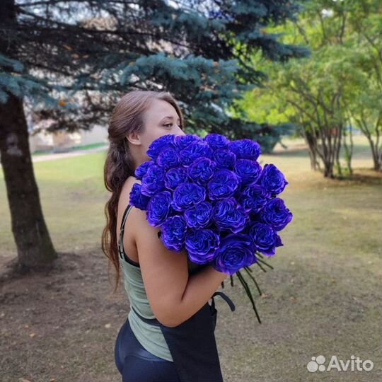 Букет синих роз, Эквадор, 60см 85 шт