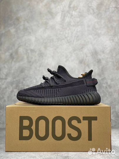 Кроссовки adidas yeezy boost 350 черные (37-45)