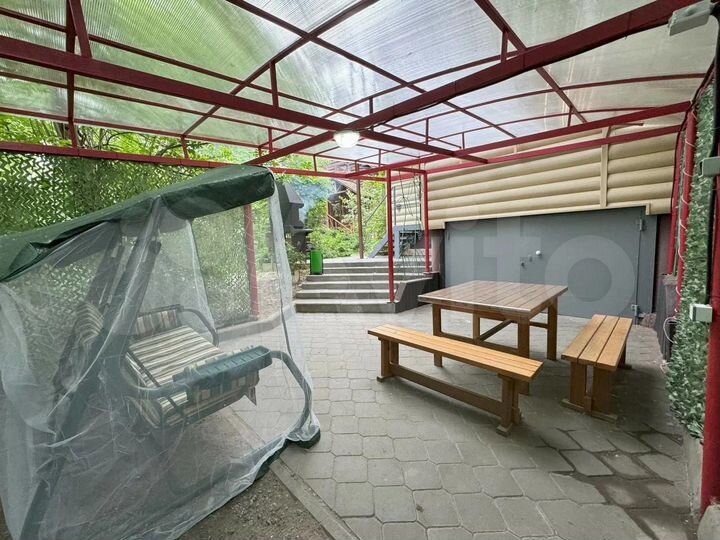 Коттедж 100 м² на участке 2 сот.