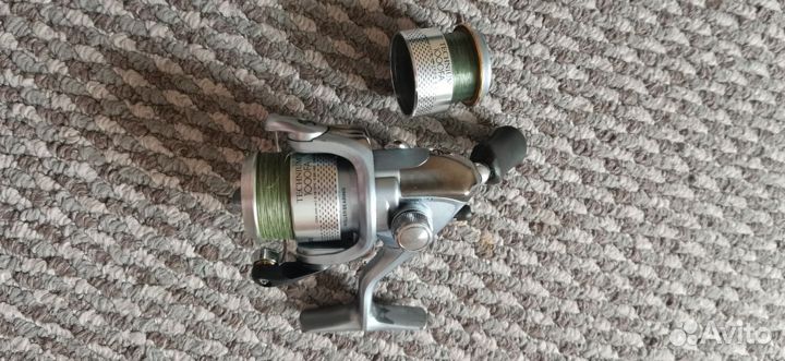 Катушка Shimano Technium 1000