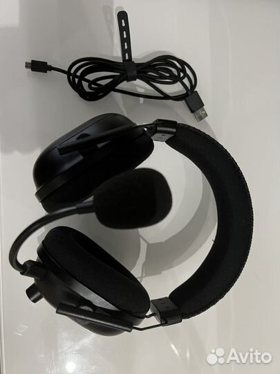 Беспроводные наушники - Razer BlackShark V2 Pro