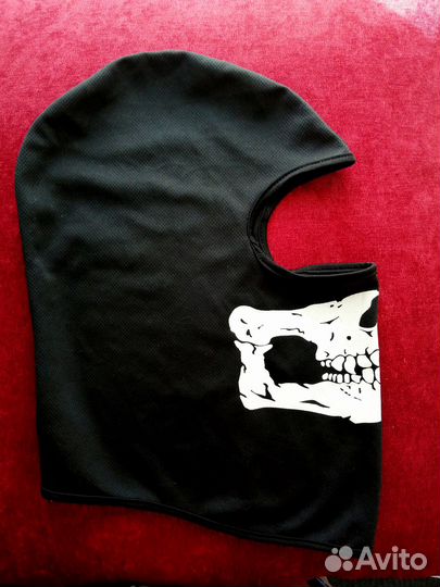 Балаклава с черепом, бу