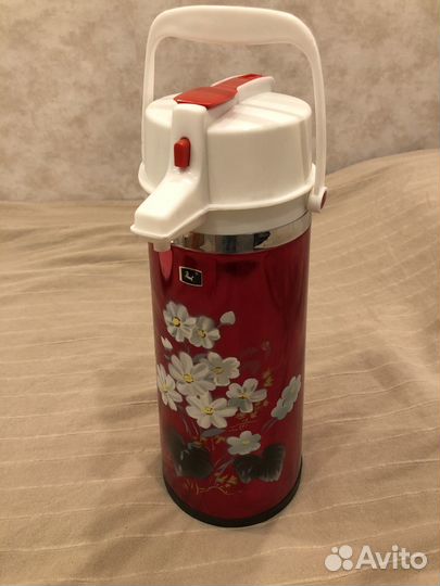 Термос с помпой новый китайский СССР