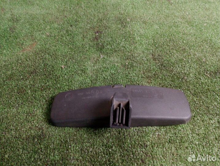 Зеркало салонное Renault Logan 1.6 2017