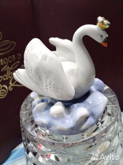 Статуэтка царевна лебедь